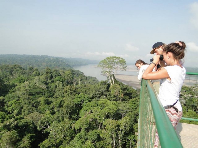 AMAZON TRAVEL TOUR