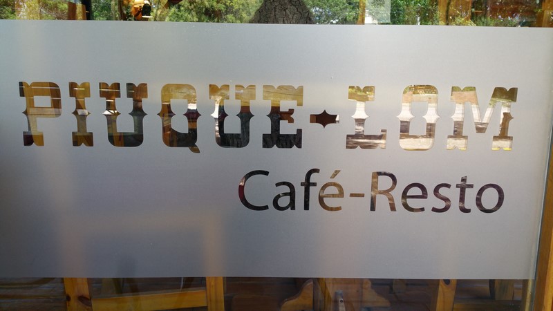 PIUQUE – LOM CAFÉ RESTAURANT.